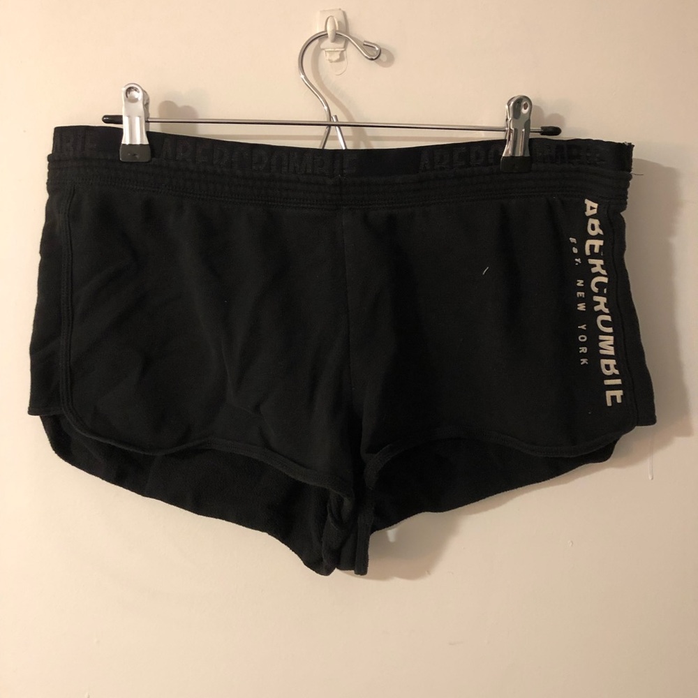 Knit shorts